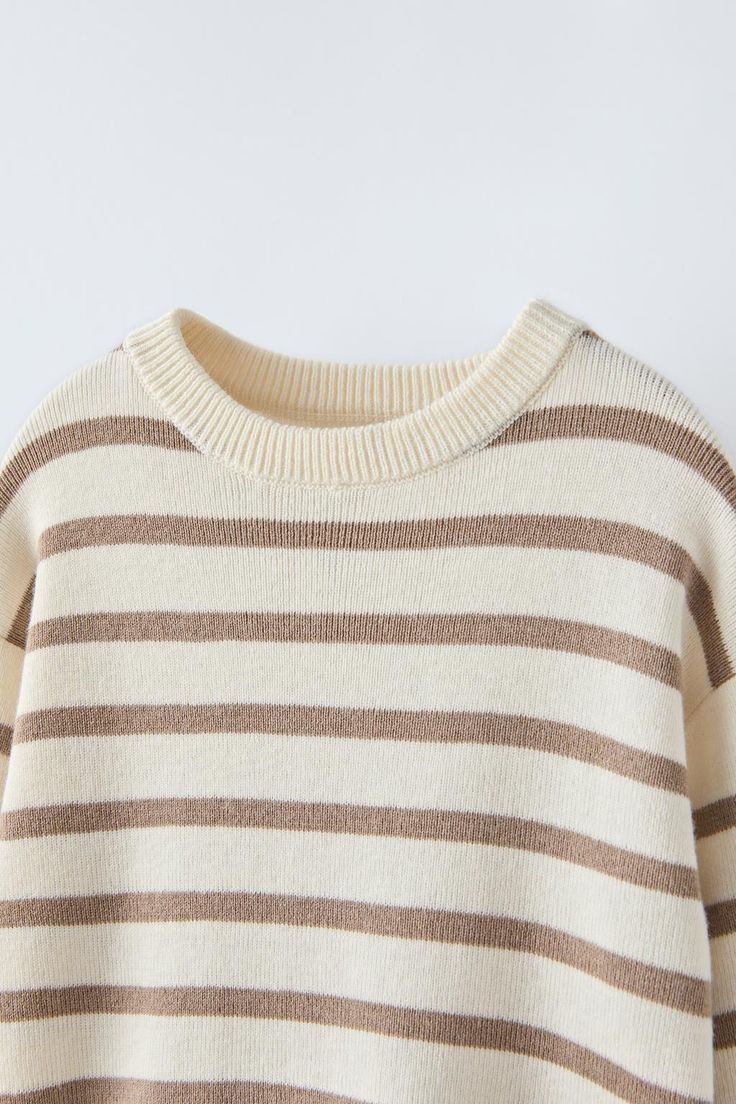 STRIPED KNIT SWEATER - Ecru / Beige | ZARA United States Brandy Sweater, Cute Sweaters For Fall, Staple Dress, Striped Knit Sweater, Sweater Striped, Round Neck Sweater, Cardigan Sweater Jacket, Zara Sweater, Tshirt Skirt