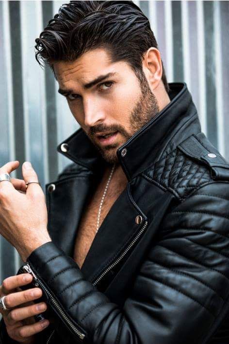 Everything inspiration!! Nick Bateman, Mens Fashion Edgy, Photography Poses For Men, Poses For Men, Beard Styles, Black Leather Jacket, Leather Jacket Men, Bearded Men, Haircuts For Men