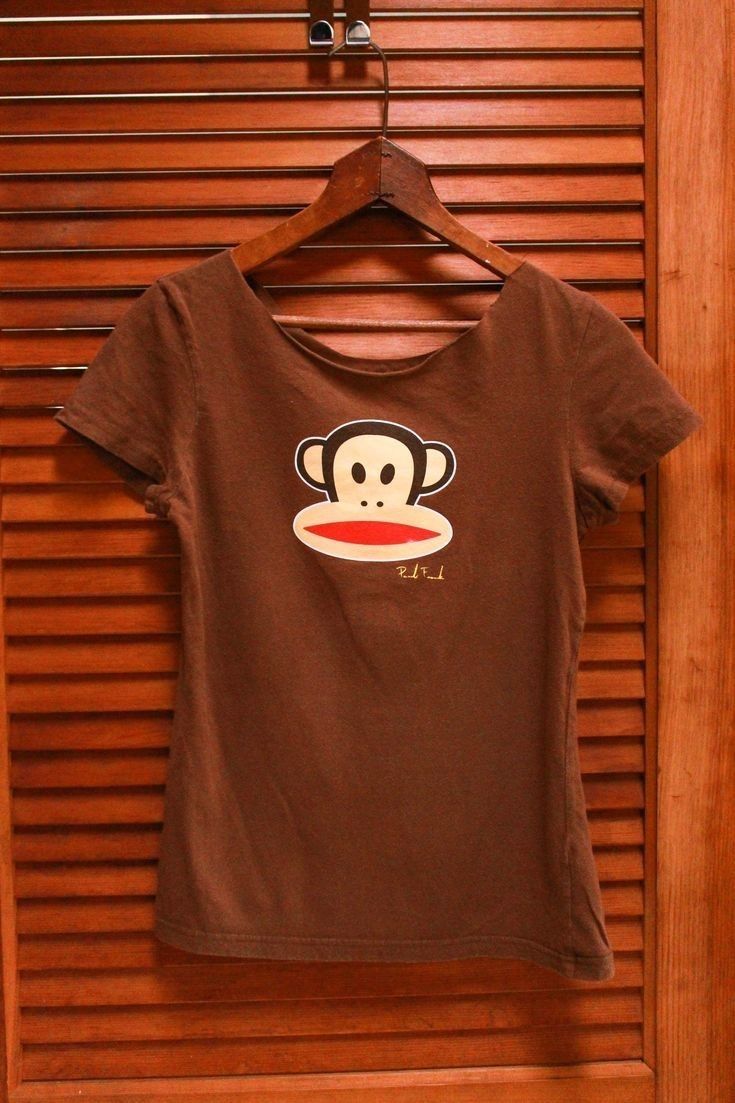 Png Shirts, Paul Frank Monkey, Swag Clothes, Y2k Shirts, Roblox Clothing, Monkey Shirt, Paul Frank, Nostalgic Toys, Hot Iron