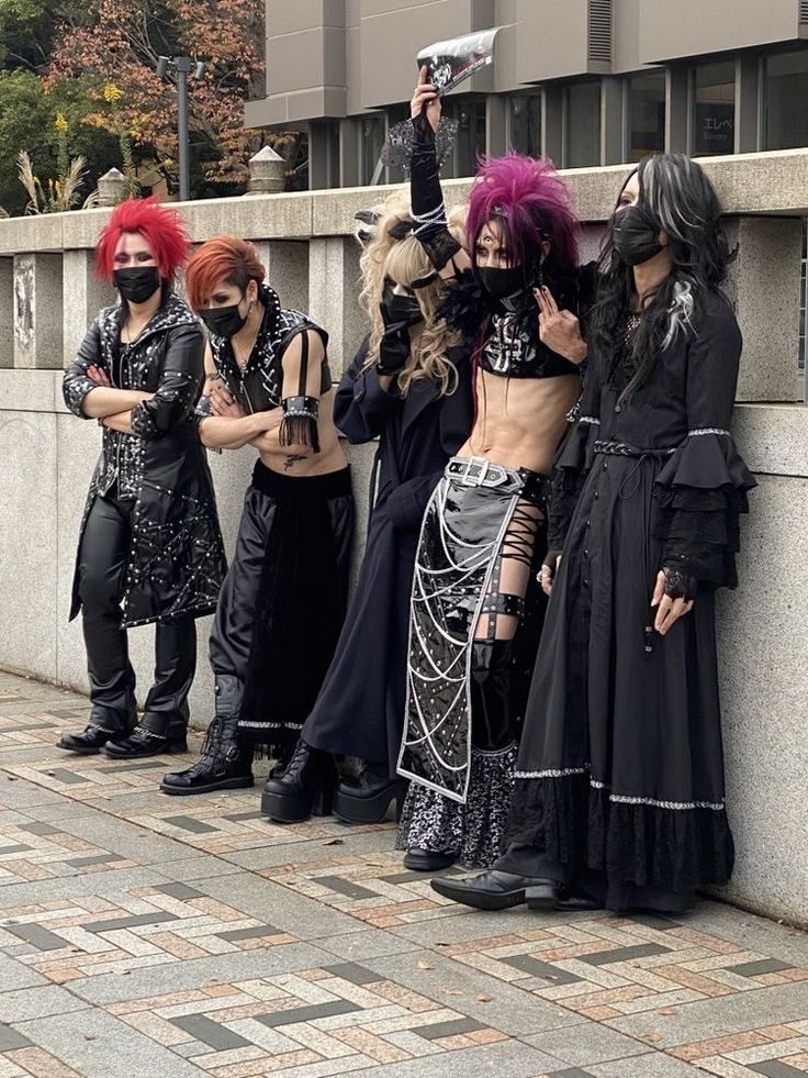 Mens Visual Kei, Visual Kei Outfit Ideas Men, Vkei Clothes Men, Jrock Visual Kei Outfits, Visual Kei Outfit Ideas Male, Vkei Outfits Masc, V Kei Fashion, Vkei Fashion Aesthetic, Angura Kei Fashion