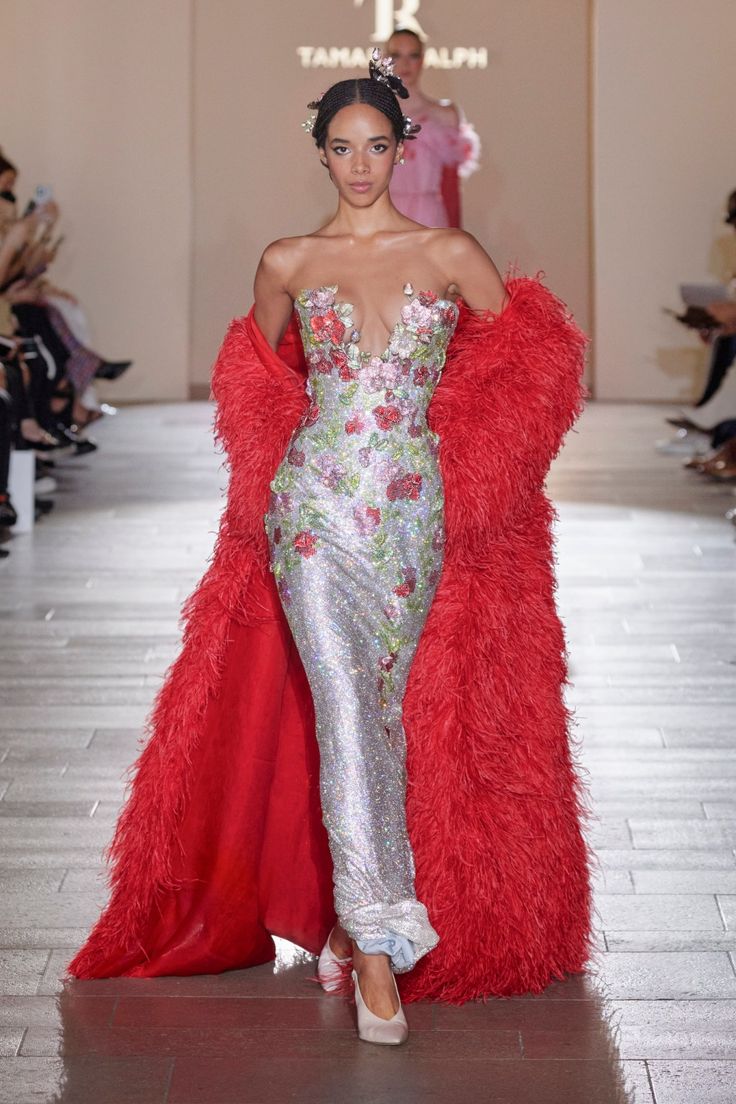 Tamara Ralph Fall 2024 Couture Fashion Show & Collection Review [PHOTOS] Tamara Ralph, Gown Inspiration, Ralph And Russo, Dream Wedding Ideas Dresses, Couture Week, June 2024, Blake Lively, Hot Dress, Fashion Show Collection