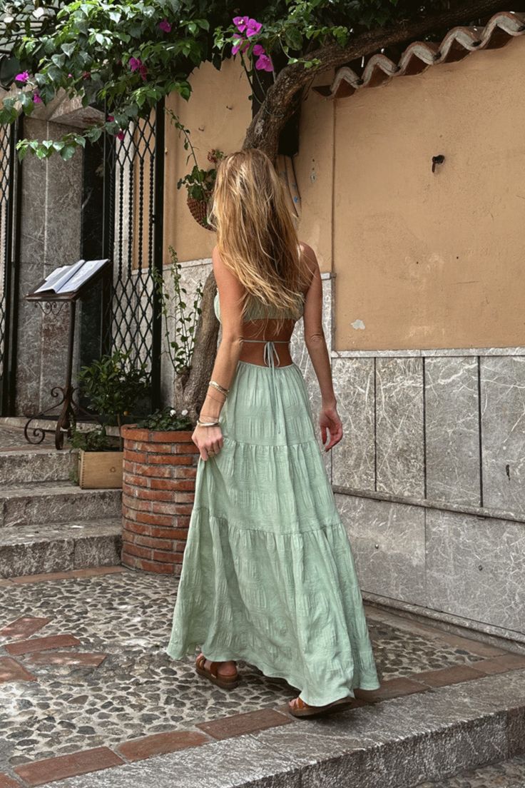 Paola Sage Boho Maxi Dress Boho Senior Pictures Outfits, Beachy Dresses, Long Sundress, Senior Picture Outfits, Anime Dress, Special Occasion Outfits, Picture Outfits, Senior Pics, Boho Maxi