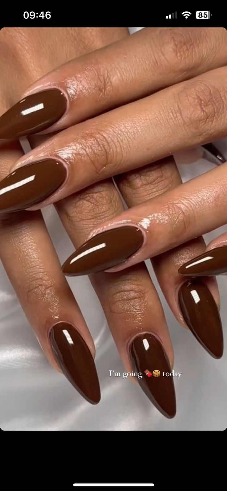 Brown And Lavender Nails, Nail Designs For Brown Skin Tones, Brown Nails Plain, Chocolate Brown Cat Eye Nails, Deep Winter Nails, Dark Brown Nail Art, Almond Acrylic Nails Solid Color, Almond Skin Tone, Brown Winter Nails