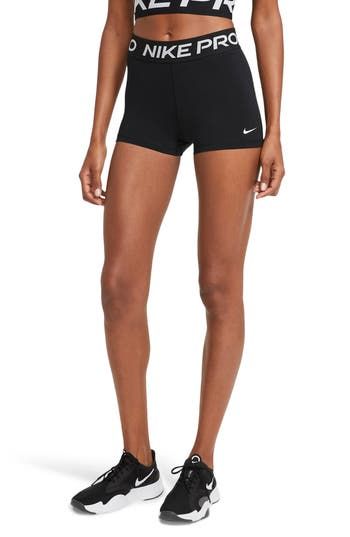 Nike Pro Shorts Women, Nike Pro Outfit, Short Orange Dress, Nike Spandex Shorts, Trajes Kylie Jenner, Nike Shorts Women, Nike Spandex, Daily Outfit Ideas, Nike Pro Women