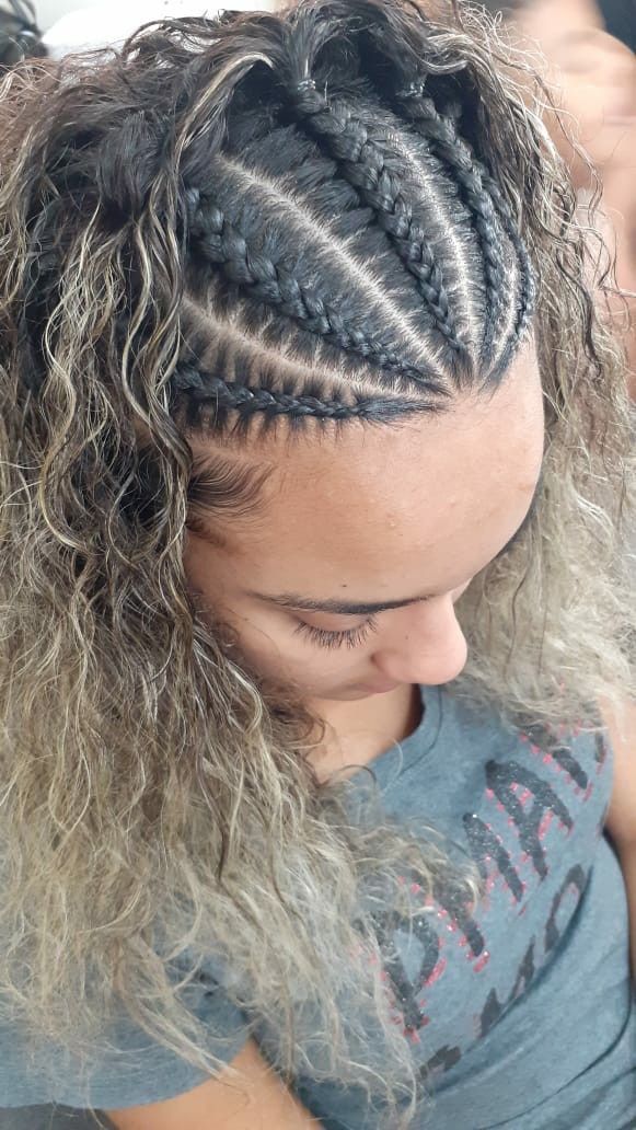 Feed In Braids Hairstyles, Braided Cornrow Hairstyles, Trendy Hairstyle, Cool Braid Hairstyles, Hair Stylies, Natural Hair Braids, Cornrow Hairstyles, Hair Stylist Life, Braids For Long Hair