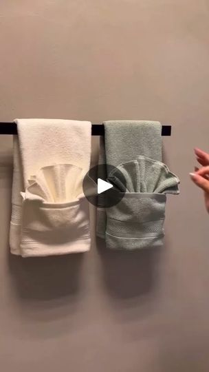 2.1K reactions · 348 shares | Transforme sua rotina de arrumaç�ão com este tutorial de dobradura de toalha! 🌟 Aprenda passo a passo como dobrar sua toalha de forma fácil e elegante. Dê um toque de estilo ao seu banheiro com esta técnica simples. ✨ #DobraduraDeToalha #DicasDeOrganização #Tutorial" | Achadinhos da Shopee| Promoções |Ofertas | High and Low HITS · 1, 2, 3 (Sped Up) Towel Folding Ideas, Towel Folding, Folding Techniques, Bathroom Hacks, 4th July Crafts, Napkin Folding, July Crafts, House Cleaning Tips, House Cleaning