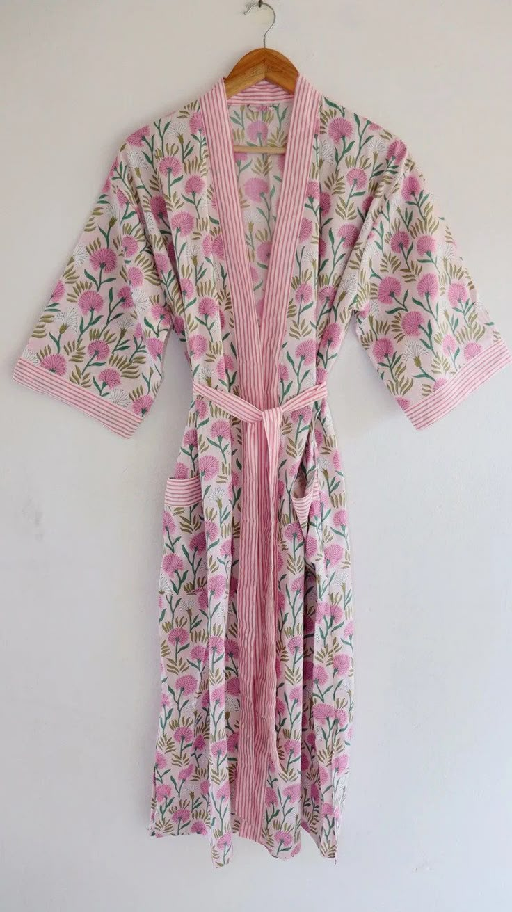 Cotton kimono robes which are perfect for lounging around the home or spa. Use our Hand Block Print robe as a cover up on the beach or after a dip in the pool. Add a luxe, boho feel to your bridal shower. Versatile, soft and luxurious, our 100% cotton kimono robes are printed with azo-free dyes. The printed robe features 3/4th sleeves, a waist tie and two front pocket. Material :- 100% Cotton Fabric Print :- Hand Block Print Size - One size will fit sizes S to XL Length - 48 inches (125 Centimet White Kimono Sleeve Sleepwear For Home, Night Wear Dress, Kimono Beach Cover Up, Bridesmaid Kimono, Patchwork Kimono, Bridal Kimono, Luxe Boho, Printed Kimono, Robes For Women