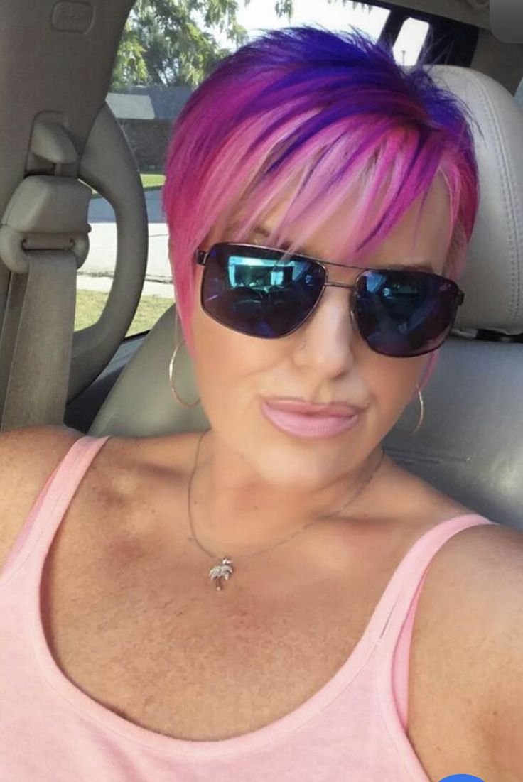 Pixie Hair Color, Pink Short Hair, Short Hair Dos, Pink Purple Hair, Funky Short Hair, Cute Hair Colors, Rainbow Hair Color, Hair Color Crazy, Short Hair Trends