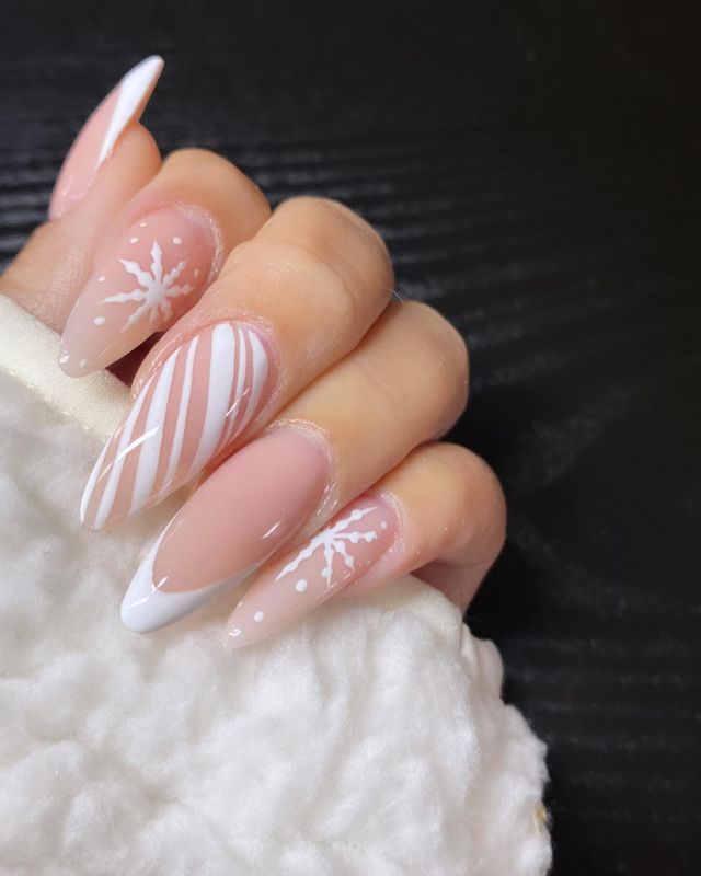 35 Elegant White Winter Nails to Try Non Christmas Winter Nails, White Xmas Nails Almond, White Almond Nails Christmas, Long Almond Nails Designs Winter, Cute White Winter Nails, Long Almond Nails Winter, White Winter Nail Ideas, Long Almond Nails Christmas, Long Almond Christmas Nails