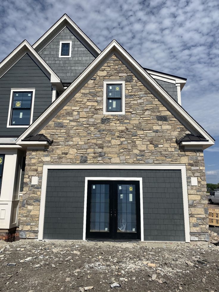 a house that is made out of stone