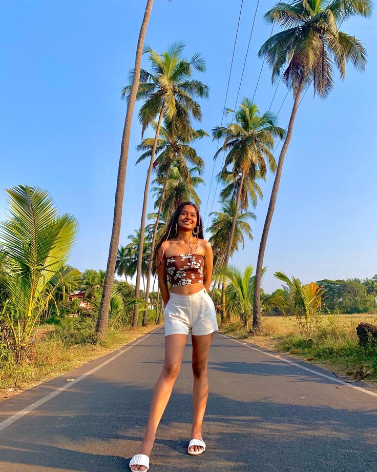 Clouds trees coconuts boho summer outfit Goa Aesthetic Outfits, Goa Photoshoot Ideas, Goa Beach Outfits, Goa Beach Poses, Boho Aesthetic Pictures, Parra Road Goa, Goa Aesthetic Pictures, Goa Looks For Women, Goa Picture Ideas