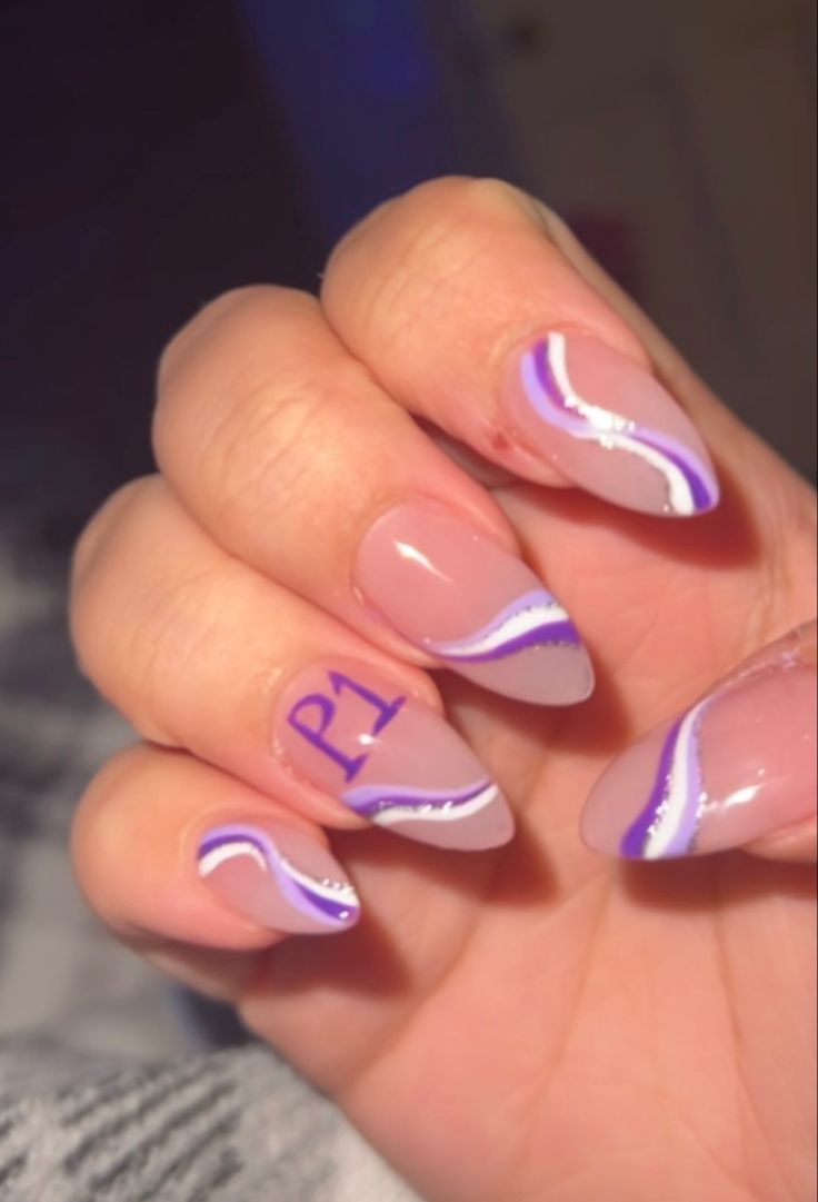 creds: @luvyseong on twitter <3 P1harmony Inspired Nails, P1harmony Nails Designs, P1harmony Nails, Simple Accent Nail, Nails Inspired, Accent Nail, Inspired Nails, Accent Nails, Nails Inspo