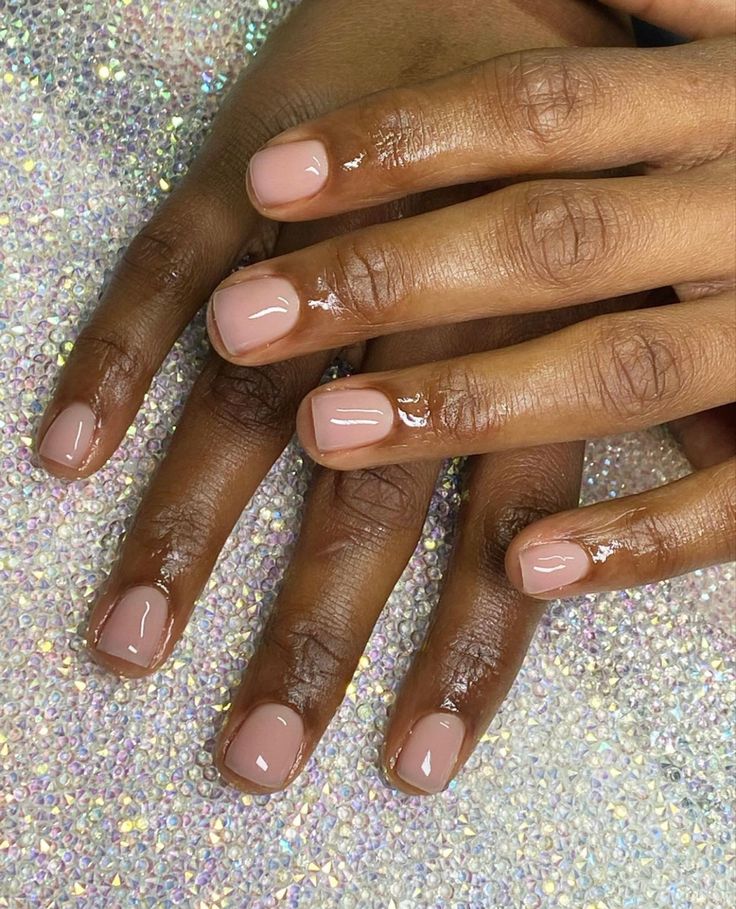 Manicure With Short Nails, Bold Wedding Nails For Bride, Gel Natural Nails Manicures, Natural Overlay Nails, Short Manicure Nails, Short Shellac Nails, Gel Manicure Short Nails, Spring Handprint Crafts, Spring Crafts For Infants