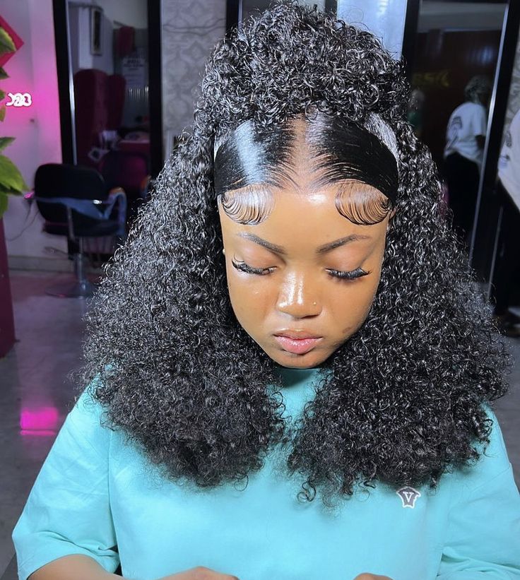 Curly Pony Hairstyles For Black Women, Styles For Curly Frontal Wig, Deep Wave Frontal Wig Install, Frontal Wig Hairstyles Curly Hair, Deepsidepart Weave, Curly Hair Installation Styles, Half Up And Half Down Curly Hairstyles, Curly Wigs For Black Women Hairstyle, How To Style Curly Wig