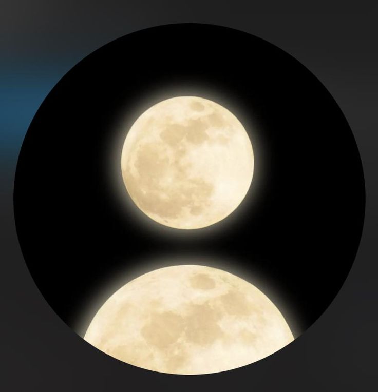 two full moon eclipses in the night sky with no one on it's side