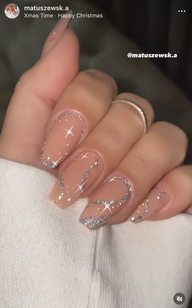 Coffin Gel Nails Ideas Winter, Nails For New Years 2022, January Nail Inspo 2023, January Nail Designs 2023, Nails For January 2023, Winter Nails 2022 Trends Acrylic, Nye Nails 2022, January 2023 Nails, Mail Designs 2023