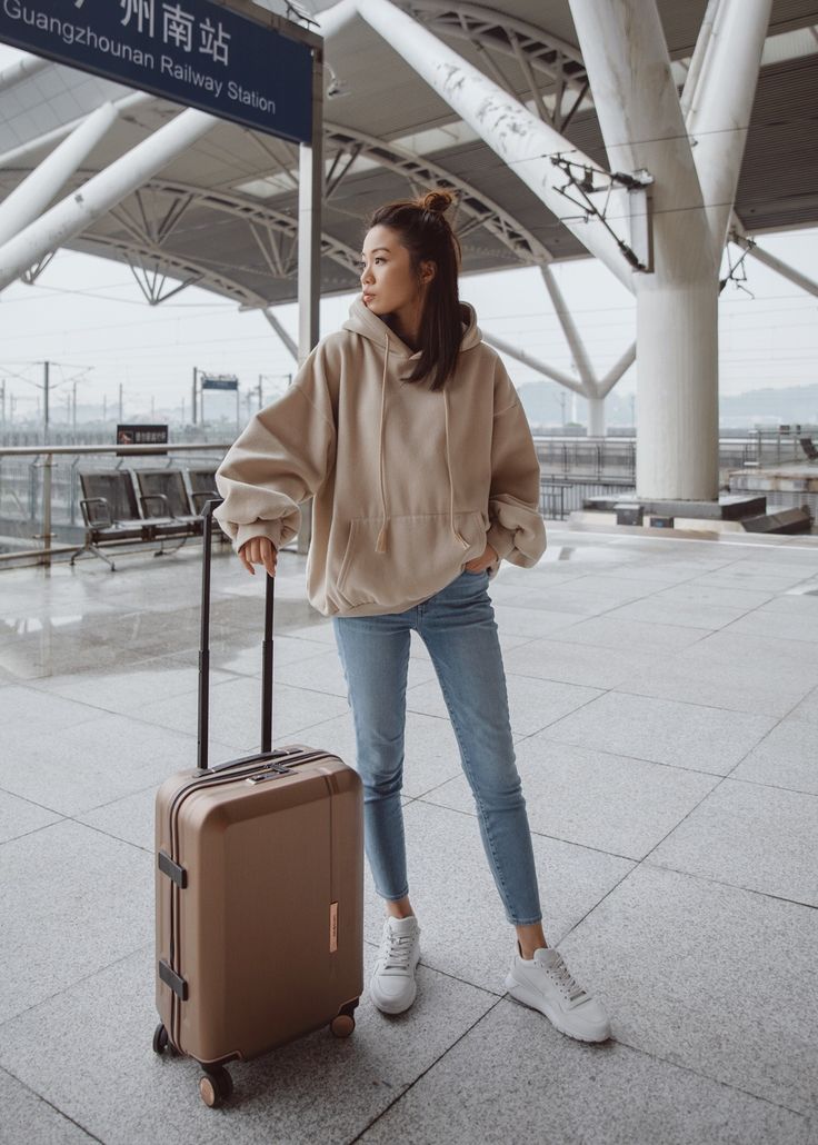 Check-in: Wan Chai – TSANGTASTIC Cute Airport Outfit Winter, Aesthetic China, China Aesthetic, Airport Outfit Winter, Cute Airport Outfit, Comfy Airport Outfit, Airport Travel Outfits, Cute Travel Outfits, Comfy Travel Outfit