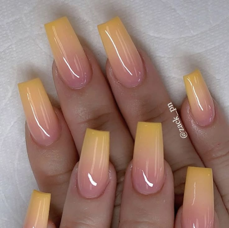 Ombre Nail Art Designs, Unghie Sfumate, Ombre Acrylic Nails, Colorful Nails, Nail Art Ombre, Summer Acrylic Nails, Fabulous Nails, Coffin Nails Designs, Classy Nails