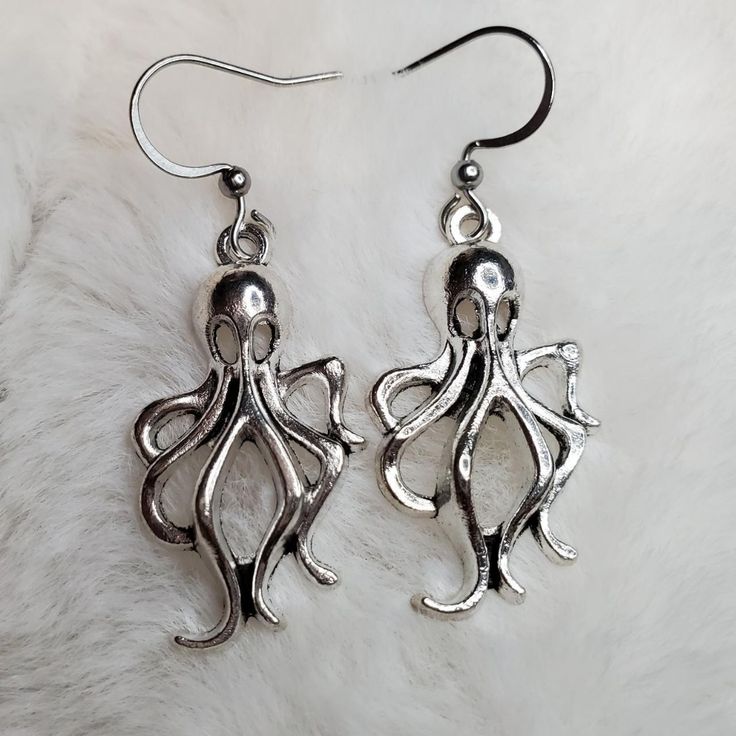 Octopus Earrings These Charms Are Approximately 26x15mm. Brand New And Made From Alloy Metals. #Octopus #Hippie #Boho #Earrings #Goth Octopus Earrings, Octopus Jewelry, Earrings Goth, Script Writing, Clay Ideas, Accessories Jewelry Earrings, Earrings Color, Women Accessories Jewelry, Piercing Jewelry