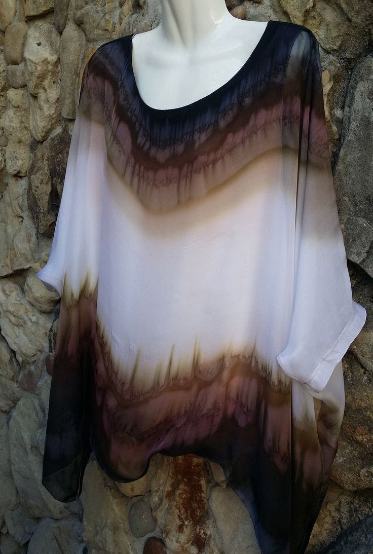 Lightweight handmade transparent tunic made of silk, comfortable for summer. Ebru Art On Fabric, Small Silk Scarf, Hippie Blouse, Dress Batik, Boho Tunic Dress, Silk Coat, Batik Fashion, Silk Scarf Painting, Silk Accessories