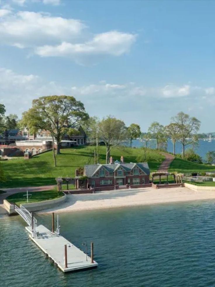 Grammy award-winning musician Billy Joel has called Oyster Bay, a hamlet on Long Island in New York, home since 2002. Now, the “Movin’ Out” crooner is saying goodbye to the property. New York Home, Oyster Bay, Billy Joel, Island Home, Saying Goodbye, Grammy Awards, Long Island, Award Winning, Musician