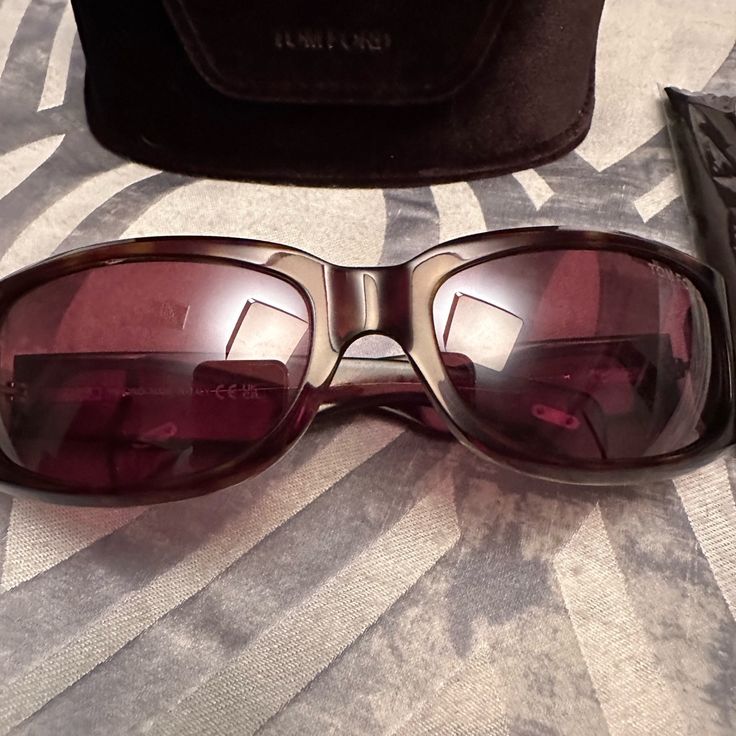 Tom Ford Sunglasses Corey Color - Dark Havana / Bordeaux With Case Perfect Condition Tom Ford Sunglasses, Colored Sunglasses, Tom Ford, Havana, Sunglasses Accessories, Mens Accessories, Ford, Man Shop, Sunglasses