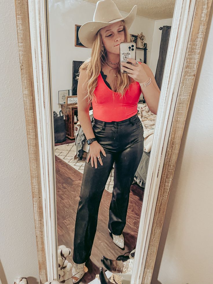 Leather pants with betsy johnson heels Western Leather Pants, Leather Pants Cowboy Boots Outfit, Western Leather Pants Outfit, Cowgirl Leather Pants, Thomas Rhett Concert, Western Closet, How To Style Leather Pants, Western Barbie, Cowboy Boots Outfit