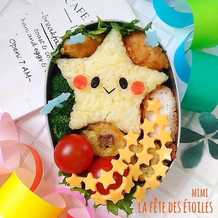 流れ星で七夕弁当 Kotak Bento, Bento Kids, Japanese Food Bento, Cute Bento Boxes, Cute Bento, Bento Recipes, Happy Foods, Kids Lunchbox, Bento Box Lunch