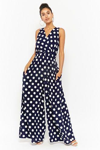 Pola Jumpsuit, Polka Dot Jumpsuit, Jumpsuit Outfit, Jumpsuit Fashion, Trendy Dresses, Dot Dress, Traditional Outfits, Look Fashion, Blouse Designs