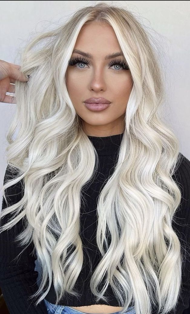 Blond Hair With Root Melt, Platimun Blonde Hair, Long Icy Blonde Hair, Bright Dimensional Blonde, Long Platinum Blonde Hair, Platinum Balayage, Platinum Blonde Hair Extensions, Icey Blonde, Platinum Blonde Hair Color Ideas