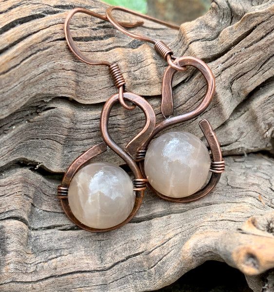 Cooper Earrings Handmade, Copper Jewelry Necklaces, Bronze Wire Wrapped Drop Earrings, Antique Teardrop Ear Wire Jewelry, Vintage Hand Forged Copper Earrings, Bronze Wire Wrapped Teardrop Earrings, Adjustable Rustic Metal Earrings, Bronze Wire Wrapped Round Earrings, Vintage Copper Wire Wrapped Earrings