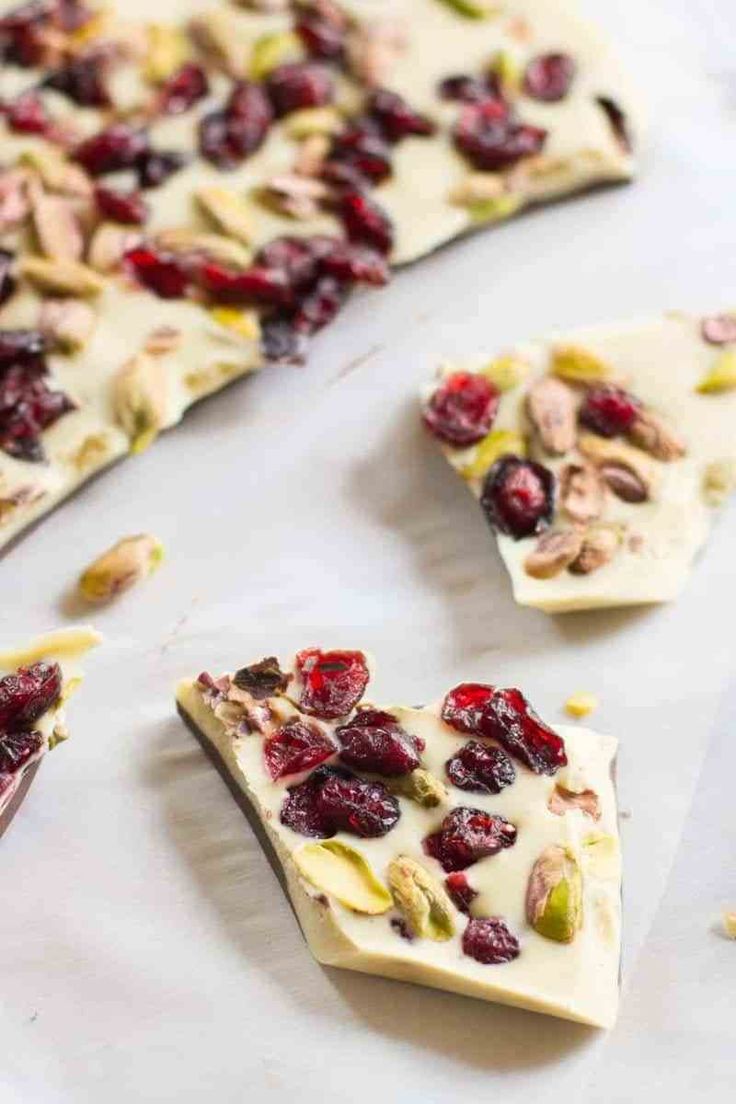 white chocolate with cranberries and pistachios on top, cut into triangles