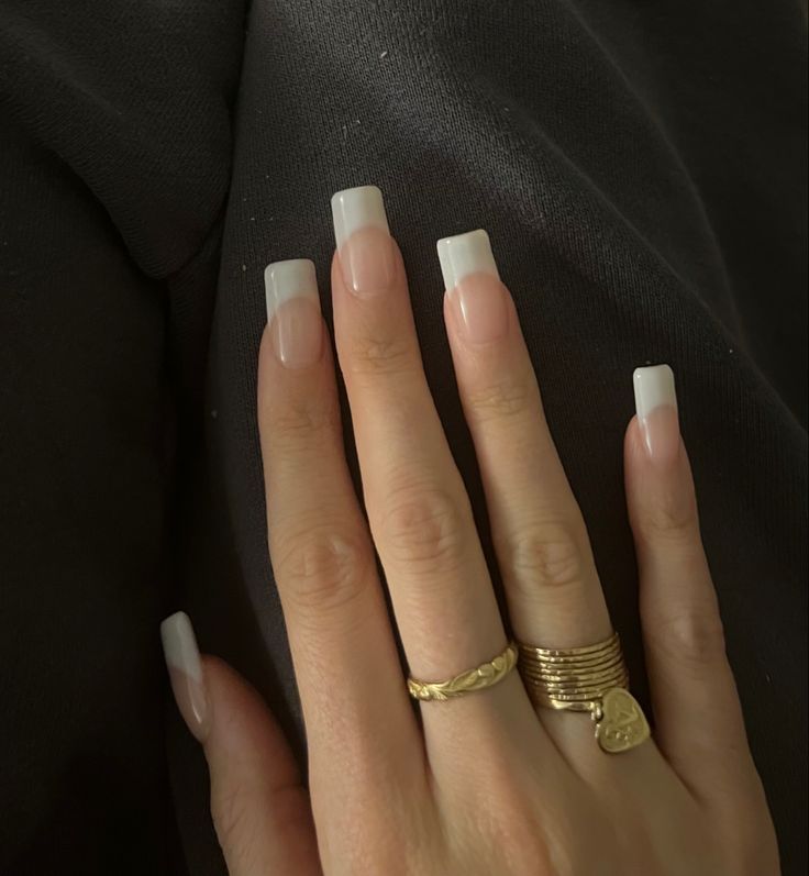 Simple White French Tip Nails Square, Italian French Tip Nails, Rihanna French Tip Nails, Nails Inspo Aesthetic Coffin, Half Inch Nails, Square 90s Nails, Carmela Soprano French Nails, Square Natural Acrylic Nails, Old French Tip Nails