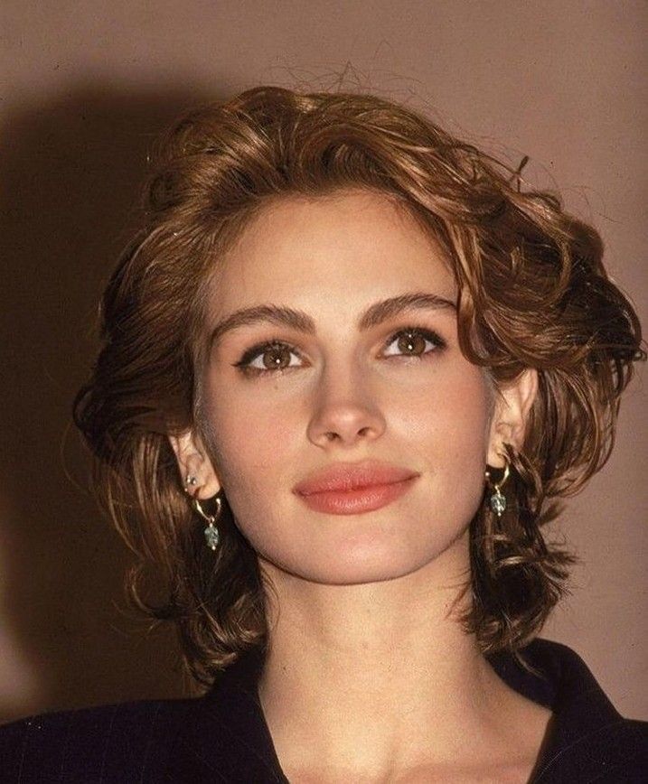 Julia Roberts Hair, Hair Inspiration Short, Lip Fillers, Julia Roberts, 90s 2000s, Long Hairstyles, Dream Hair, Aesthetic Hair, Hair Looks