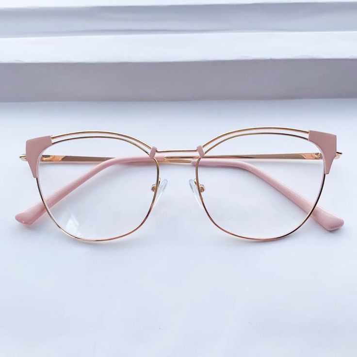 Glasses Frames For Girl, Clear Glasses Frames Women, Glasses Women Fashion Eyeglasses, Cute Glasses Frames, Glasses Frames Trendy, Classy Glasses, Fancy Glasses, Glasses Inspiration, Clear Glasses Frames