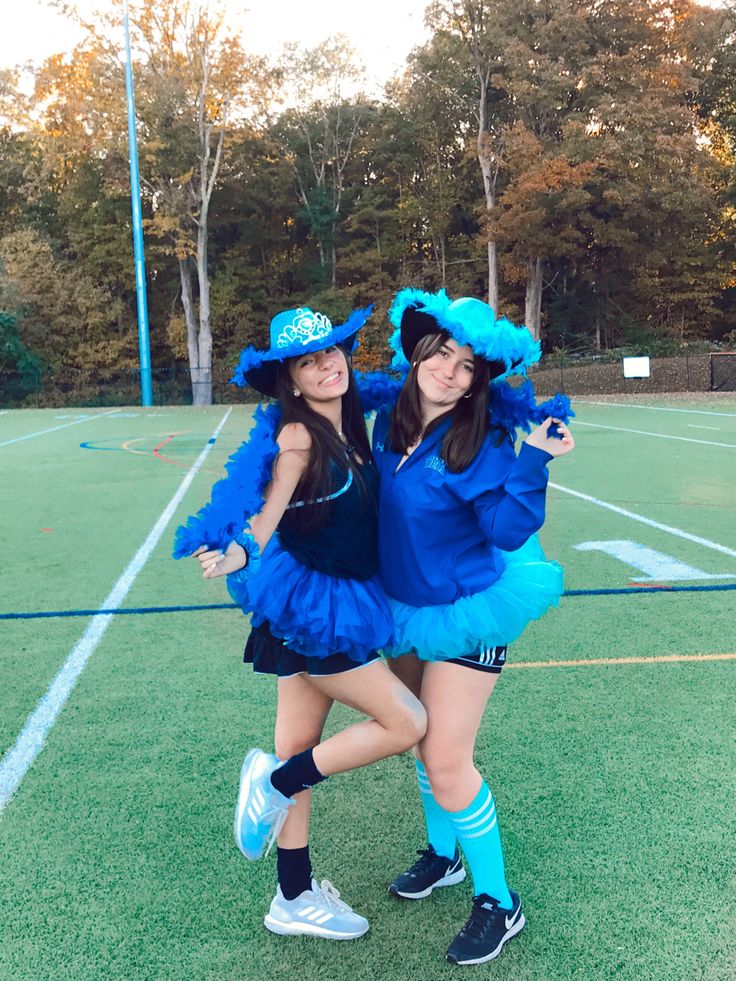 field ho Blue Outfits For Spirit Week Fun, Sports Spirit Week Outfit, Blue Color Wars Outfit, Spirit Week Blue Day, School Color Day Spirit Week, Blue Out Day Spirit Week, Camp Color Wars Outfit, All Blue Spirit Day Outfits, Blue And White Spirit Day School