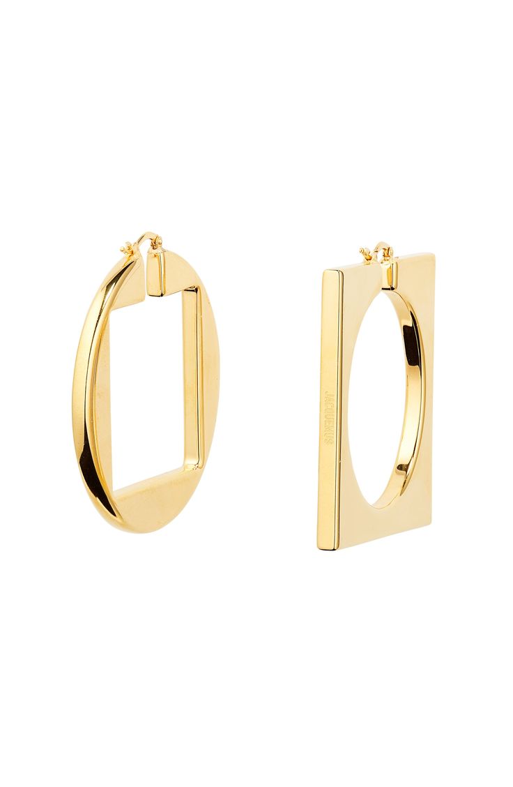 Bring the mismatched appeal of your favorite Jacquemus kicks to your lobes with these golden earrings featuring shape-shifting geometric motifs. Hinge with snap-post closure Aluminum/brass Made in Italy Luxury Square Earrings, Gold Earrings Designs Modern, Jacquemus Jewelry, Wood Hoop Earrings, Jewelry Logo, Shape Shifting, Golden Earrings, Geometric Motifs, Jewelry Fashion Trends