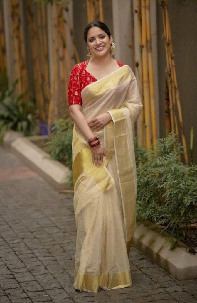 Kerala Dress, Onam Dress, Miya George, Kerala Saree Blouse, Brocade Blouse Designs, Onam Outfits, Kerala Saree Blouse Designs, Onam Saree, Kasavu Saree