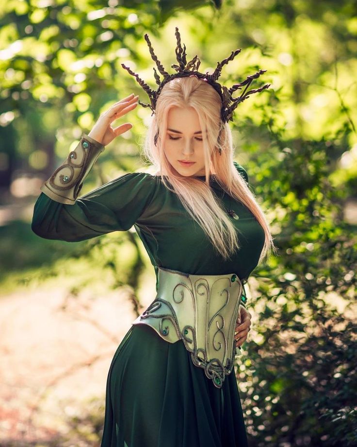 Elf Royalty, Medieval Elf, Fae Cosplay, Woods Witch, Faerie Wedding, Elf Armor, Elven Cosplay, Medieval Tavern, Elven Costume