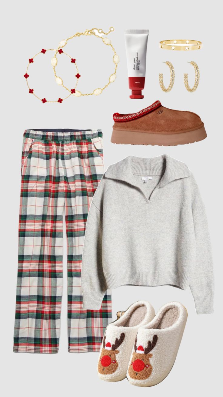 Cute Artistic Outfits, Cute Fall And Christmas Outfits, Christmas Fits Ideas, Christmas Pjs Outfit Ideas, Christmas Outfits Teen Girl, Christmas Aesthetic Clothing, Christmas Vibe Outfit, Preppy Christmas Clothes, Comfy Christmas Outfits Casual