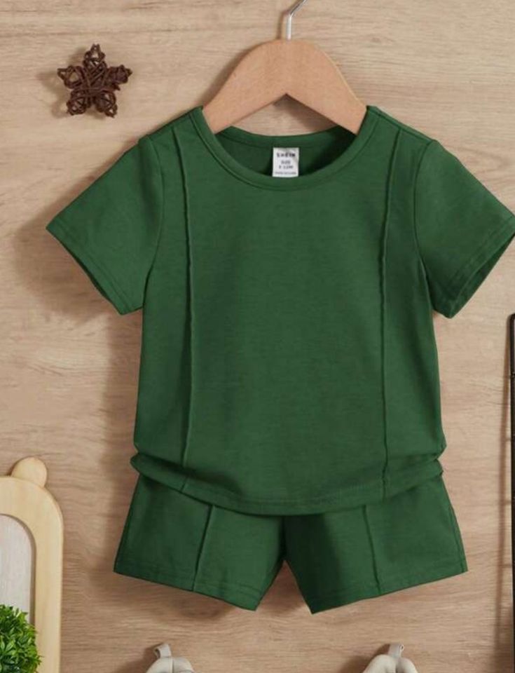 Casual Wear For Boys, Baby Cardigan Knitting Pattern Free, Sewing Kids Clothes, Baby Fashionista, Baby Boy Dress, Boys Style, Summer Green, Kids Fashion Dress, Baby Boy Fashion