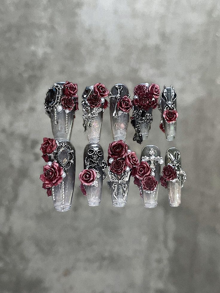 Gothic Rose Nails, Black Rose Nails, Stiletto Acrylics, Evil Rabbit, Prep Nails, Almond Stiletto, Dry Rose, Punk Nails, Gothic Nails