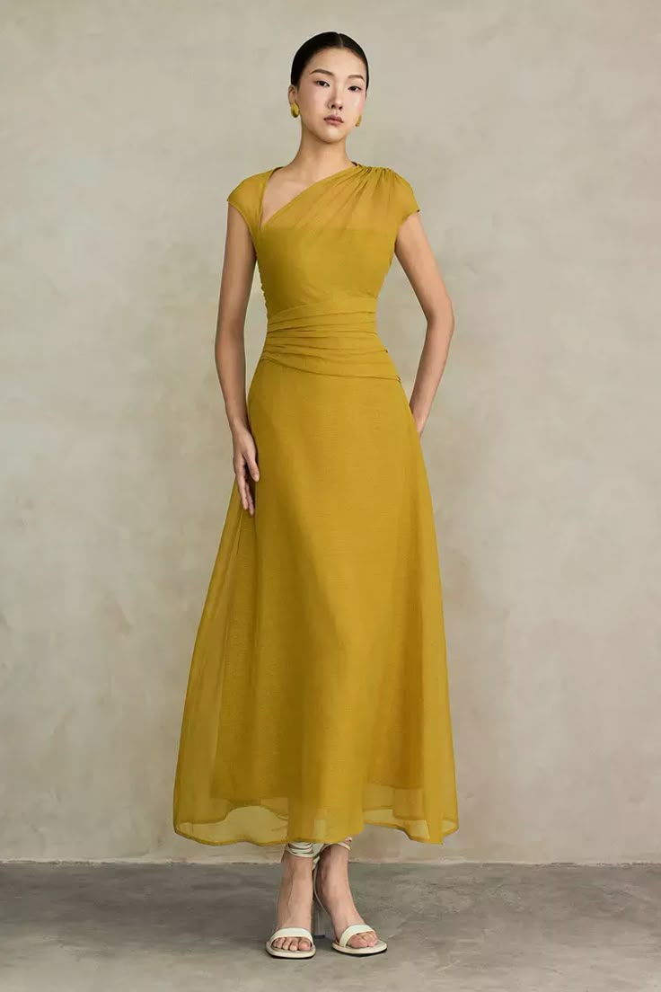 Ankle Length Dress, Layered Skirt, Dress Inspo, Mode Vintage, Classy Dress, Chic Dress, Yellow Dress, Guest Dresses, Dress Ideas