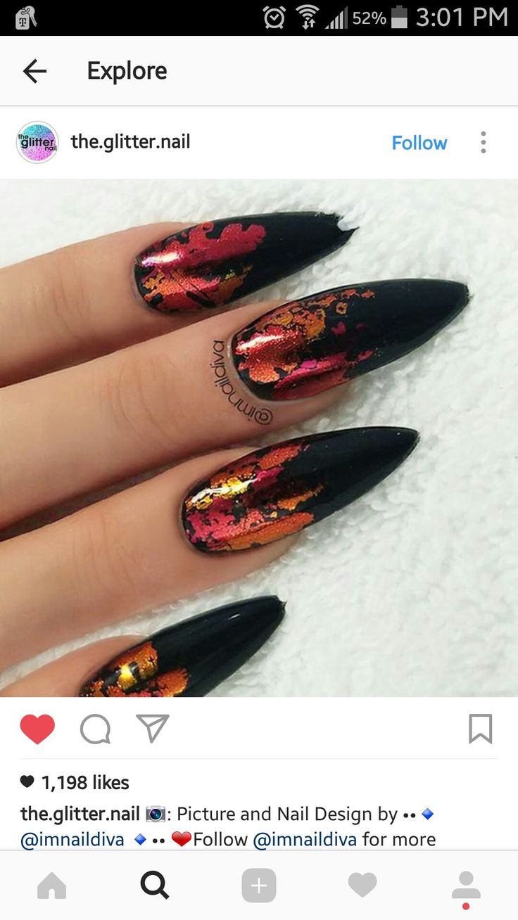 Nails For The Fall, Foil Nail Designs, Black Halloween Nails, Holloween Nails, Foil Nail Art, Stiletto Nail Art, Stiletto Nails Designs, Fall Acrylic Nails, Red Nail