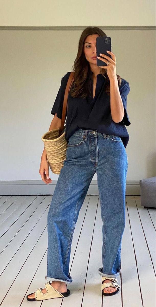 Summer Work Outfit Aesthetic, Effortless Aesthetic Outfits, Humid Summer Outfit, Moving Day Outfit, Joanna Gaines Outfits, Summer Cardigan Outfit, Summer Weekend Outfit, Skandinavian Fashion, Chique Outfits