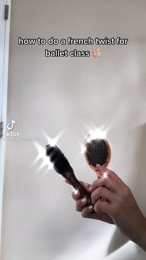 @ballet.pointforever on tiktok Ballet Hairstyles For Long Hair, Ballet Updo Hairstyles, Aesthetic Hairstyles For Dance, Cute Buns For Dance, French Twist Ballet Bun, Ballet Hair Styles Dancers, Cool Ballet Buns, Ballet Aesthetic Hair, How To Do A Ballet Bun With Short Hair