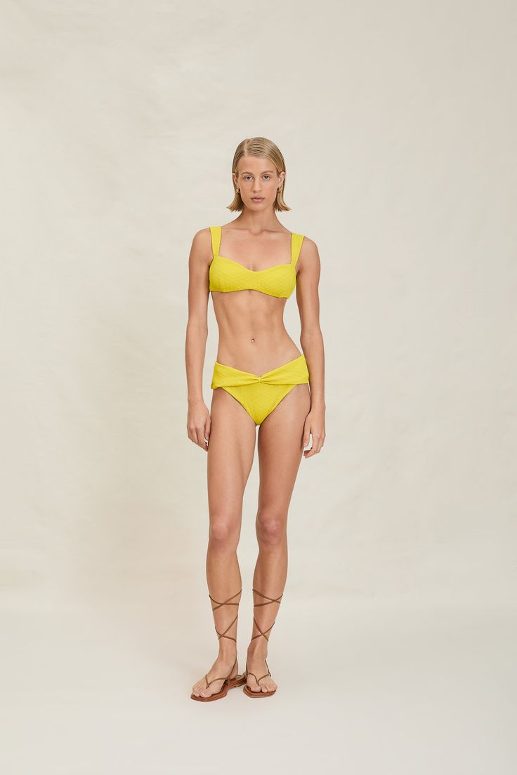 The Asha is a feminine, supportive top with thick straps and a custom DW metal buckle closure at back. Pairs back with the Amari Bottom. Devon Windsor, Latest Bra, Mens Measurements, Swim Sets, Summer Scarves, Swimwear Brands, Triangle Bra, V Cut, Short Jumpsuit