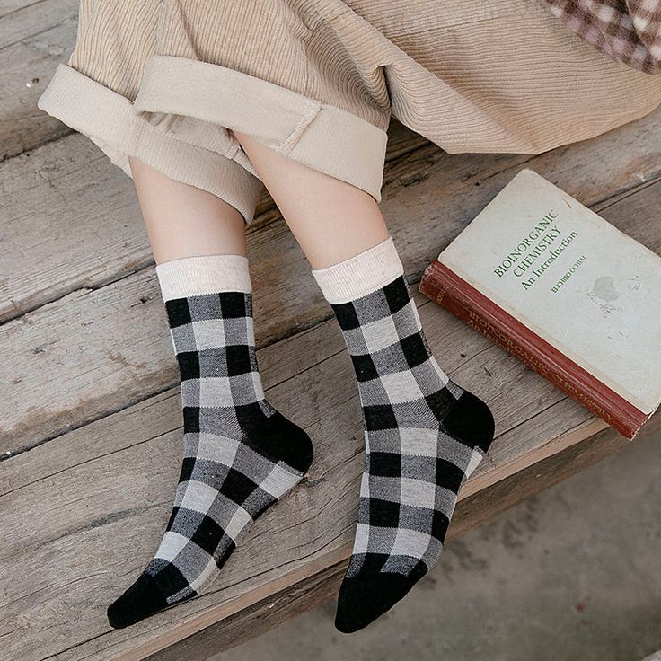 Colorful Plaid Cotton Socks - Vibrant Fall & Winter Fashion | Tristar Boutique Colorful Winter Fashion, Winter Fashion Accessories, Aesthetic Socks, Winter Accessories Fashion, Trendy Socks, Pastel Plaid, Girl Backpacks School, Fall And Winter Outfits, Stylish Socks