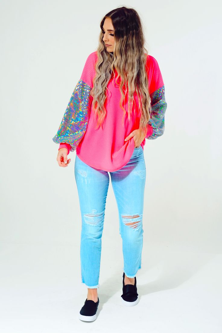 $44.99
The "The Best Thing" Top features a neon pink color throughout with holo details on the sleeves, has a v-neckline, long sleeves, and a waffle-knit on the material. This top is made of a polyester, rayon, and spandex blend of materials that have a lighter weight and thickness. It has an oversized fit, has some stretch throughout, and is available in sizes small to large! Band Tees, Waffle Knit, Neon Pink, Pink Color, Kimono Top, Long Sleeves, Neon, Spandex, Good Things