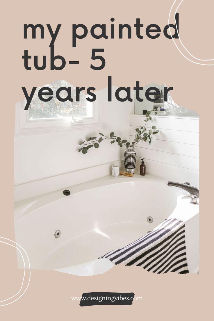 Painting A Bathtub, Painted Bathtub, Jacuzzi Tub Bathroom, Tub And Tile Paint, Tub Insert, Bathtub Makeover, Tub Paint, Tub Refinishing, Painting Bathtub